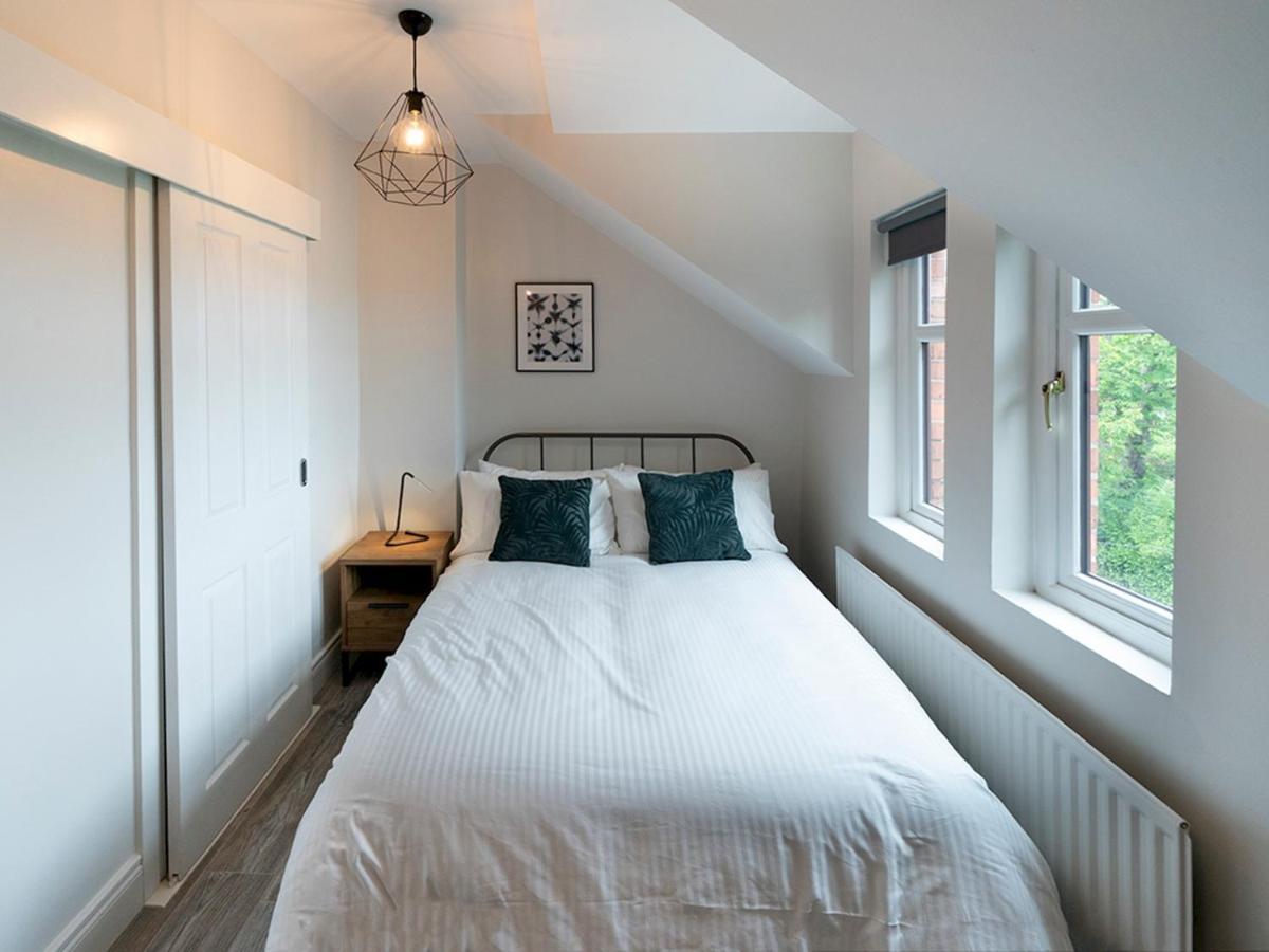 Pass The Keys Beautiful 4Br Restored Red Brick Cafes And Park Belfast Kültér fotó